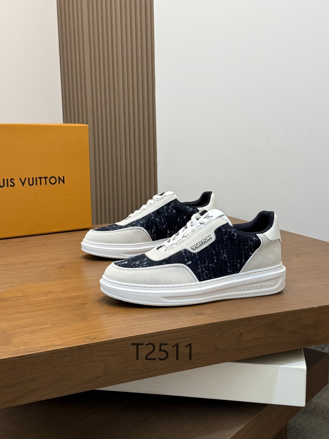 LV shoes 38-46 h0305
